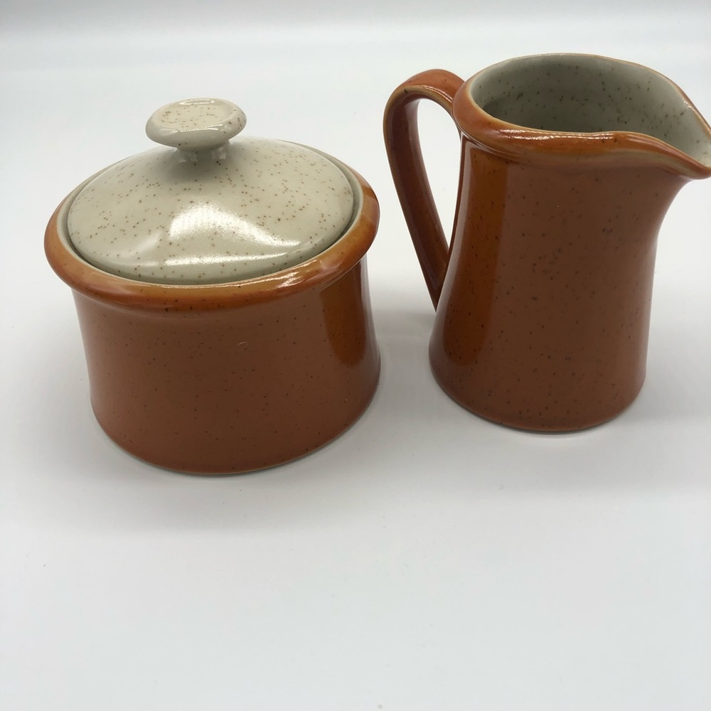 Tangerine By Imperial W. Dalton Set of Creamer & Sugar W/ Lid Vintage Retired
